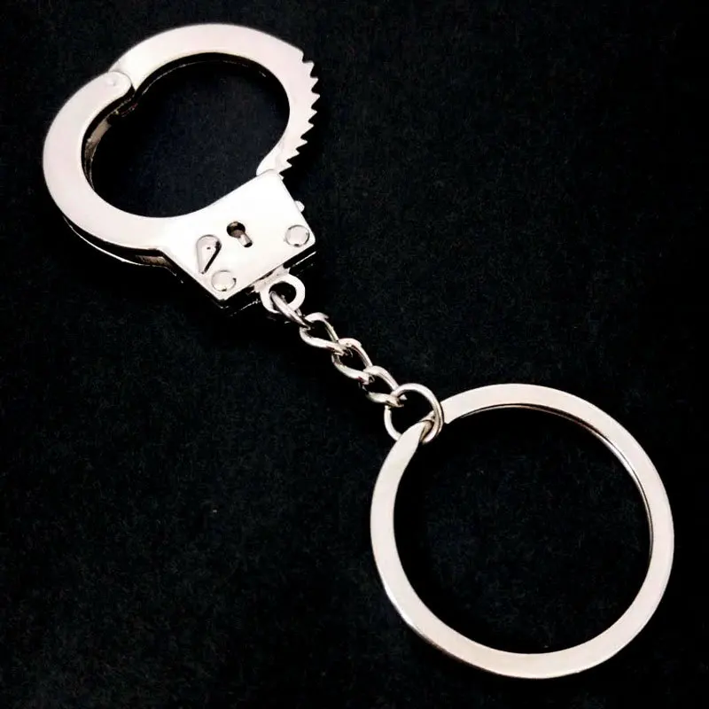 

Mini Handcuffs Key Chain Metal Simulation Manacle Monogram Toy Key Ring Pendant Accessories