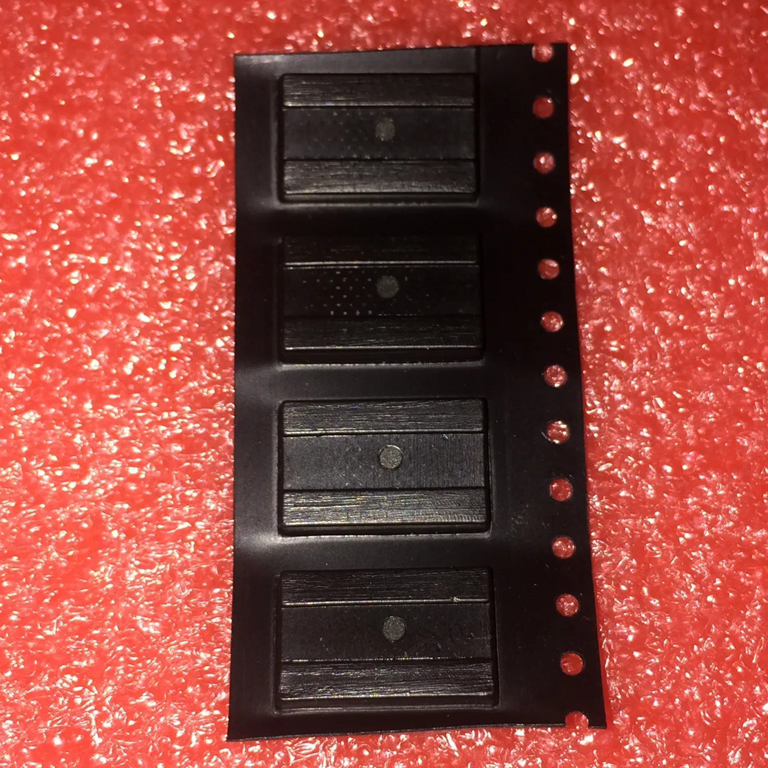 5PCS LTC6802G 2 LTC6802 SSOP44|Интегральные схемы| |