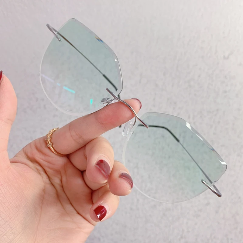 

100% Titanium Cat Eye Design Women Opticas Rimless Glasses Prescription Spectacles Progressive Color Oculos Eyewear Frame