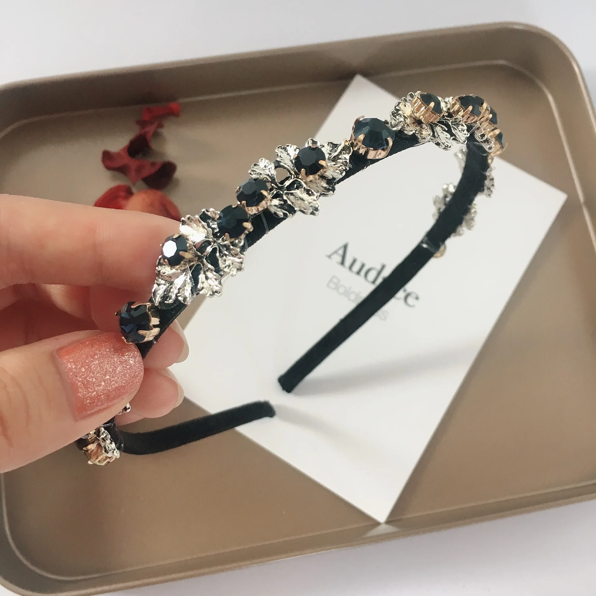 better hairband Лист, сплав, украшенные цветком из страз, повязки на голову для Для женщин в стиле ретро женские аксессуары для волос Koera повязка на голову для девочек; головные повязки в стиле "Ретро" голова Обёрточная бумага - Цвет: better hairband