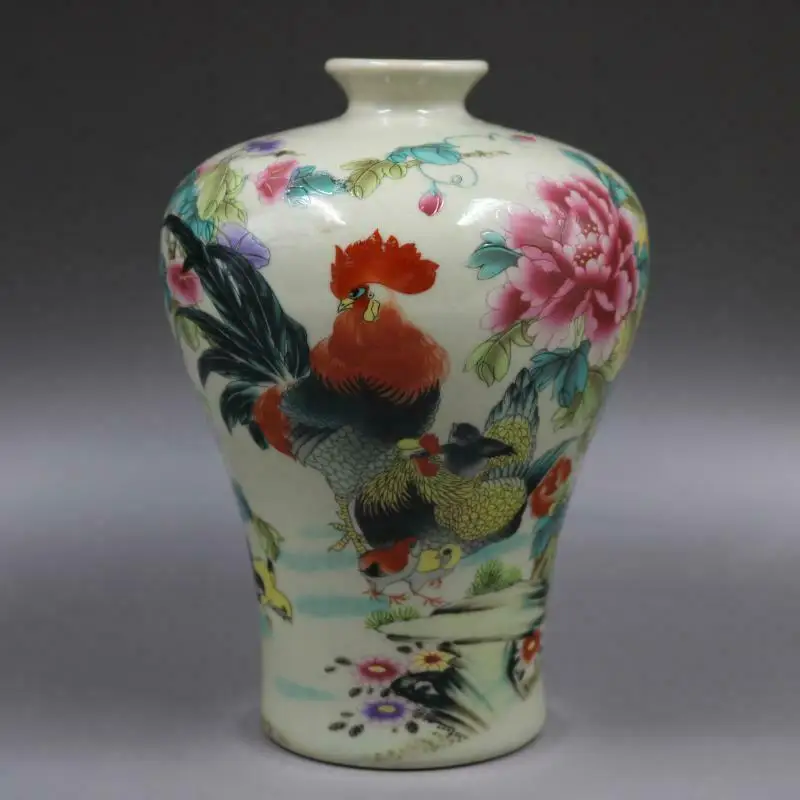 

Chinese Famille Rose Porcelain Qing Tongzhi Rooster Cock Pattern Vase 6.3 inch