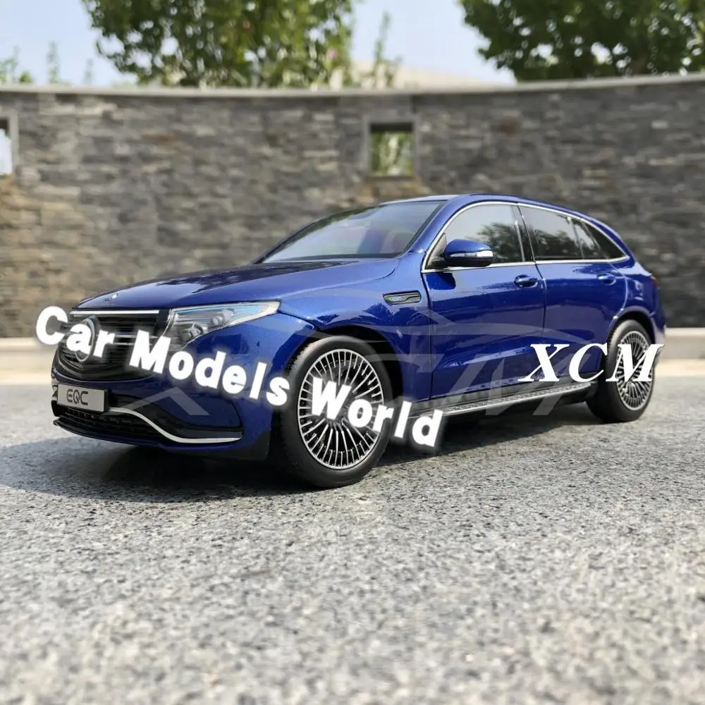 Литая под давлением модель автомобиля для EQC 1:18 (синий) крышка двигателя не