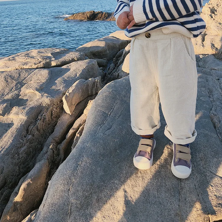 Милые модные вельветовые брюки с широкими штанинами для девочек на осень