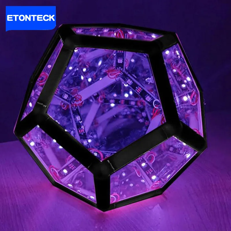 

Infinty Dodecaedron Creative Cool Infinite Dodecahedron LED Small Night Light Color Body Art Lamp USB Table Lamp For Living Room