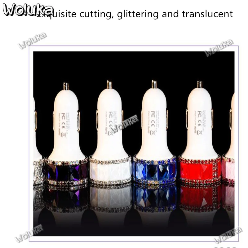 Ромбовидное автомобильное зарядное устройство с многофункциональным быстрым