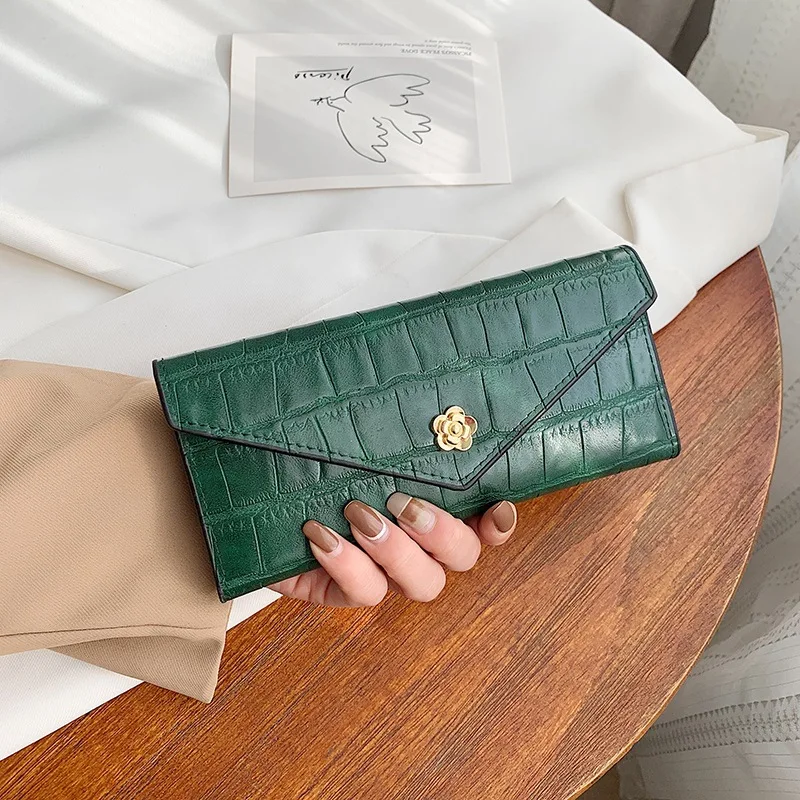 

2021 new Korean fashion fashion ladies wallet women's long 30% short multi-card holding hand bag card bag