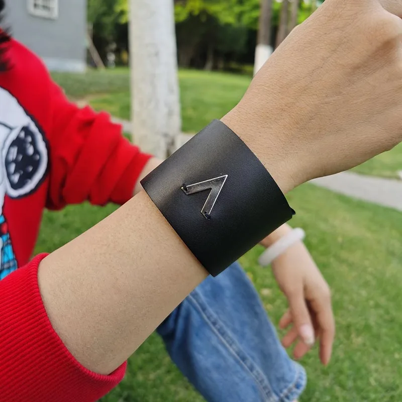 Женский широкий браслет из натуральной кожи с V-образным вырезом - купить по