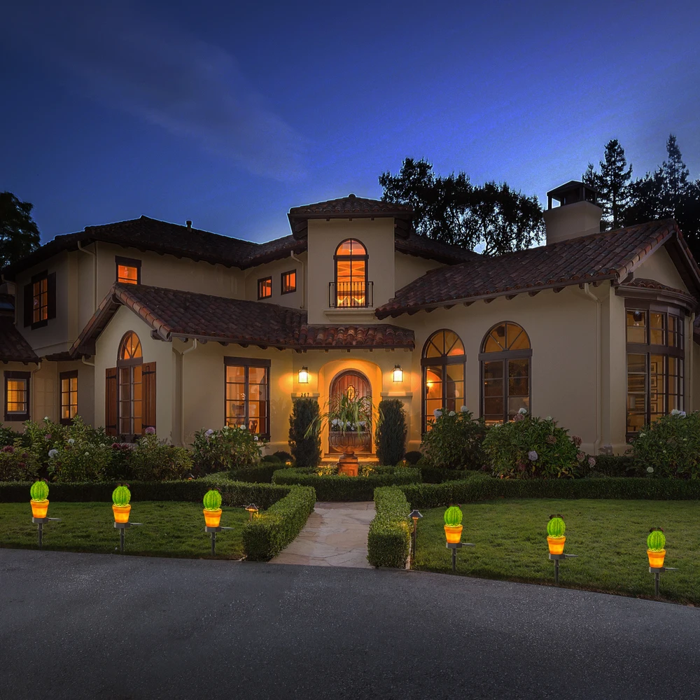 

Solar LED Route Lighting Landscape Lights Solar floor plant light pineapple potted single prickly pear light Garden Decoration