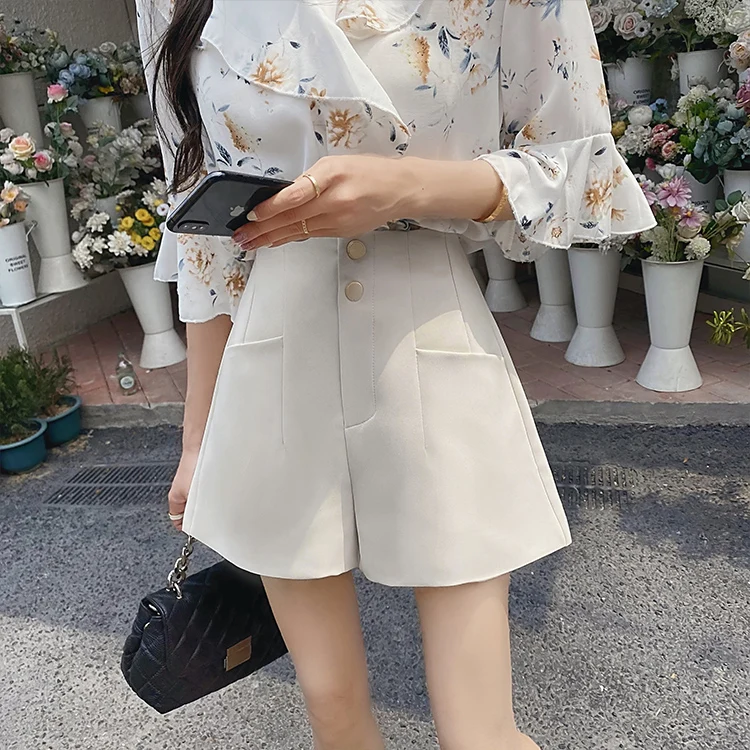 

Loose Apricot Button Summer Shorts For Womens 2021 High Waist Work Formal Wide Leg Suits Fabric Short Trousers Ladies