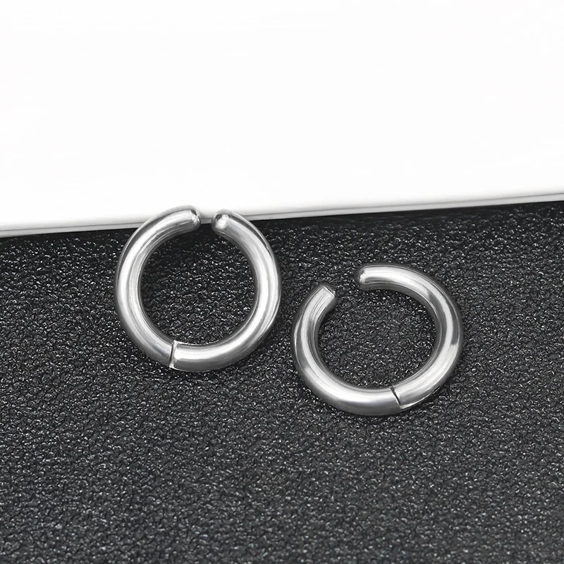 

Hoop Ear Clip Factory Direct Sales Yiwu Small Jewelry Ring Without Pierced Earrings Simple Fashion Small Commodities