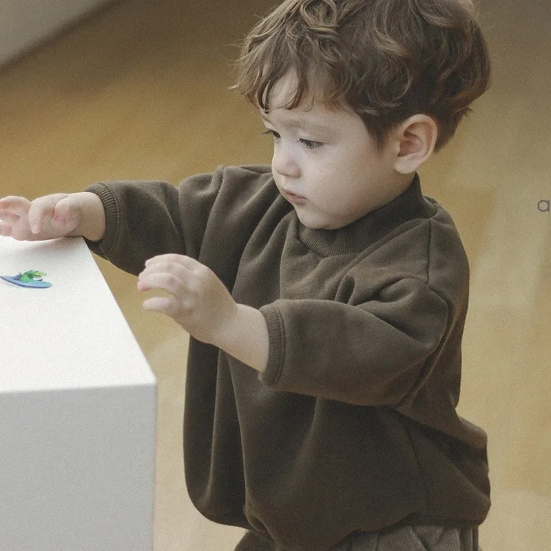 

Infant autumn and winter children's clothing for boy and girl round neck sweater fashion plus velvet T-shirt