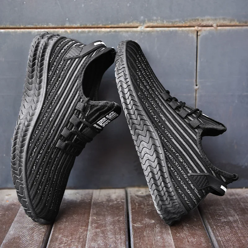 

2021 Classic Men Running Shoes Black Grey Red Comfortable Trainers Sneakers Outdoor Sports Activities Size 39- 44