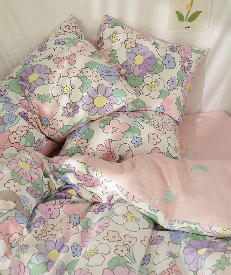 Комплект постельного белья с цветами в рустикальном стиле для