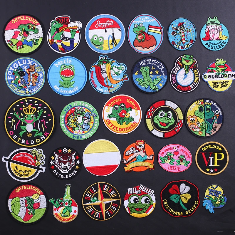 

10pcs Random Oeteldonk Frog Embroidered Iron on Sewing Patch Diy Clothes Stickers Applique for Clothing Ironing Applications