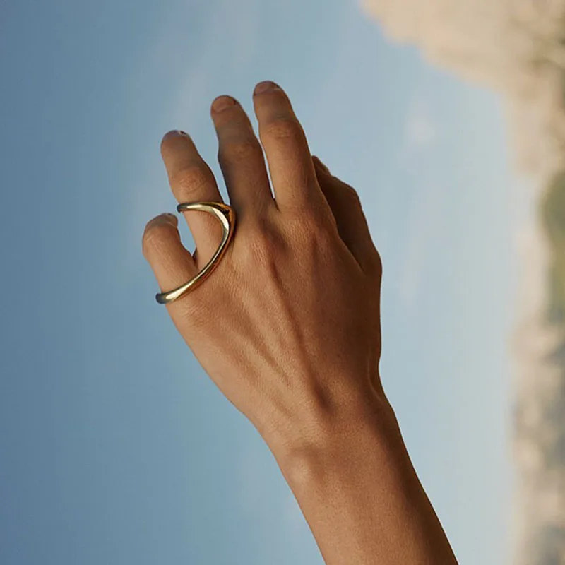 

Оригинальное дизайнерское кольцо в стиле нормкор от популярного европейского бренда, персонализированное множественное кольцо с крупными...