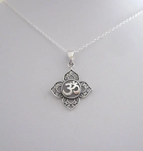Серебряное ожерелье с подвеской филигрань Ом АУМ Будда Лотос буддистское для