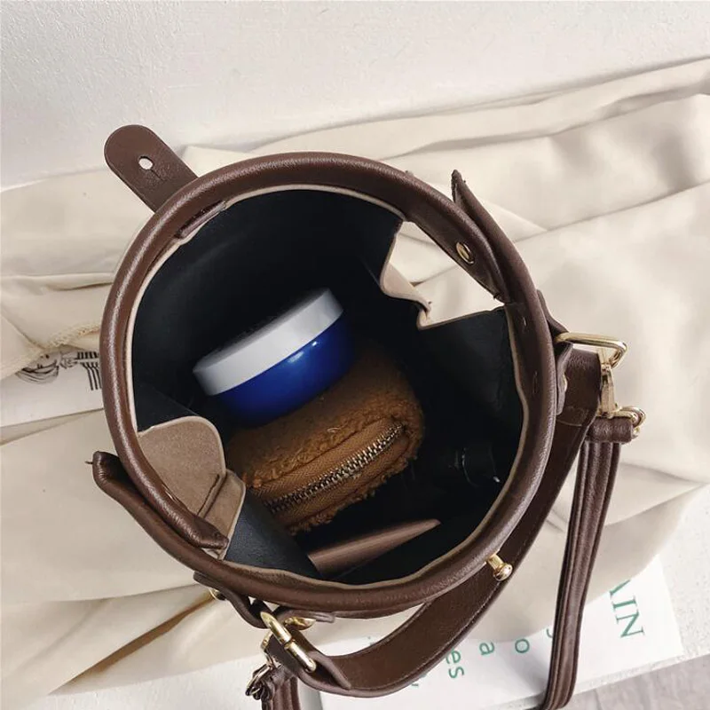 

Designer Matte Leather Handbag Women Shoulder Bag Small Bucket Messenger Crossbody Bags for Women Purse