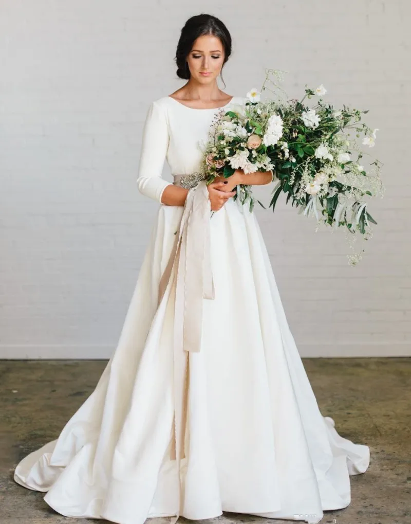 

New Boho A-line Soft Satin Modest Wedding Dresses With 3/4 Sleeves Beaded Blet Low Back Country Bridal Gowns Vestiods