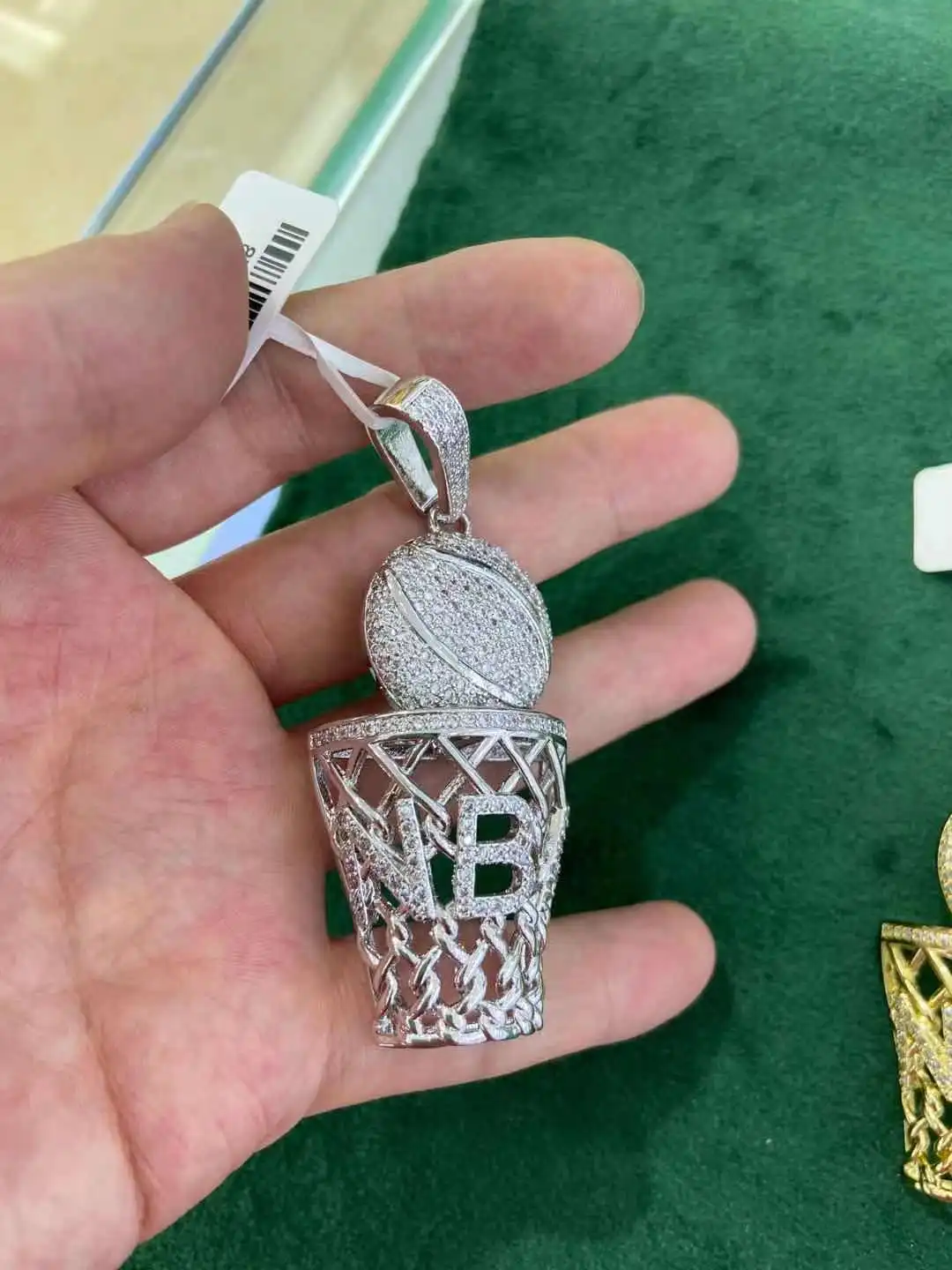 

Los Angeles Basketball NBA Championship Necklace For Men Copper Zircon Gold Long Choker Hip Hop Pendant Necklaces