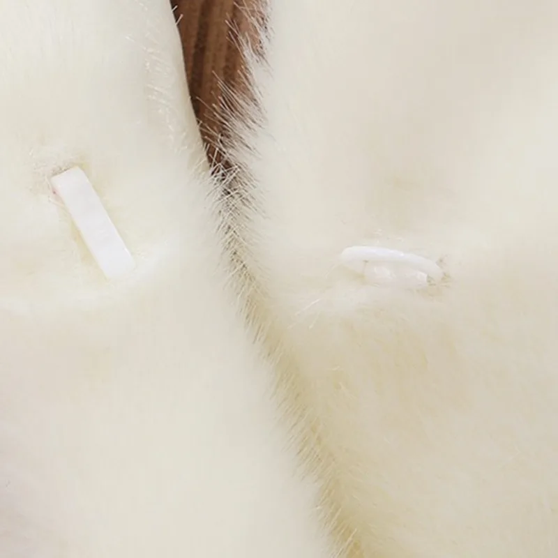 Зимнее женское утолщенное теплое меховое пальто верх из эко искусственного меха