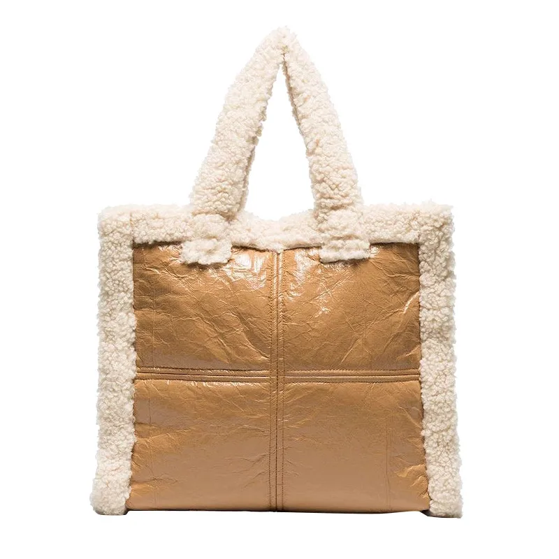 Designer Bags For Fall/Winter 2021 New Niche Design Imitation Lamb Hair Lattice Stitching Tote Big Bag