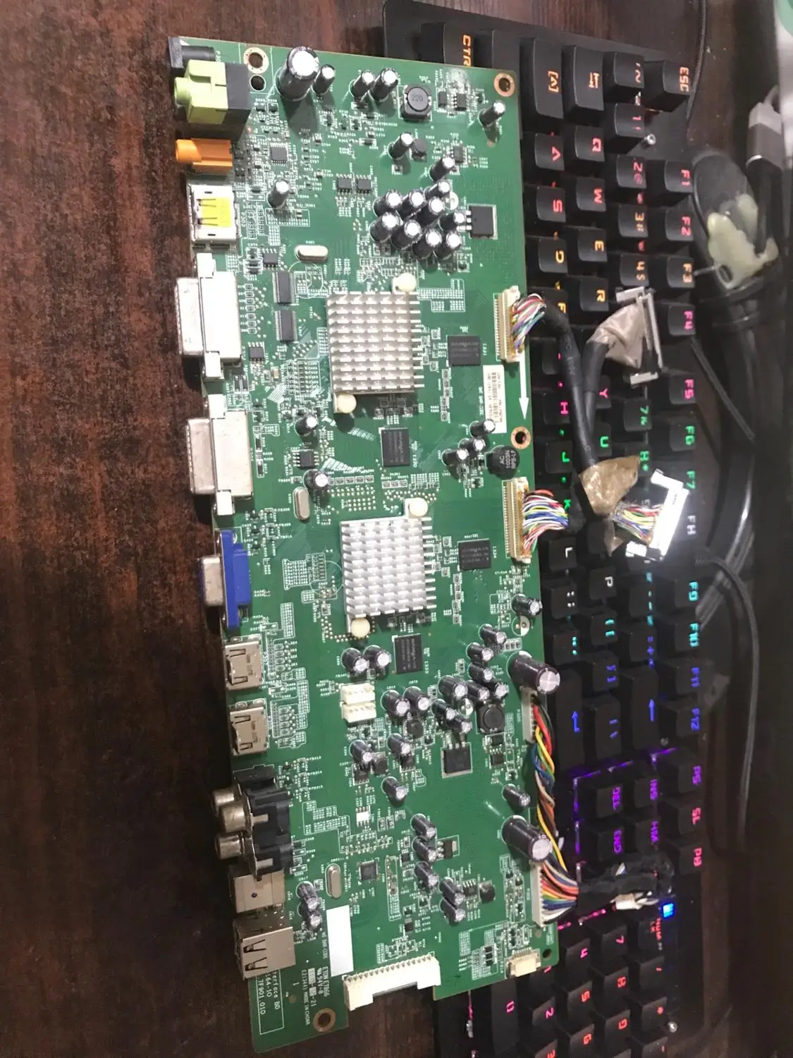 

Оригинальный Dell dell U3011t платы дисплея L9164-10 48.7F901.010 материнская плата
