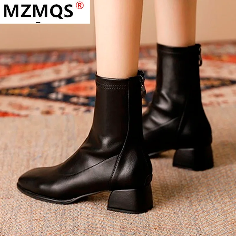 

Женские ботильоны из лакированной кожи, Новинка осени 2021, модная удобная женская обувь на низком каблуке и шнуровке, облегающие короткие бо...