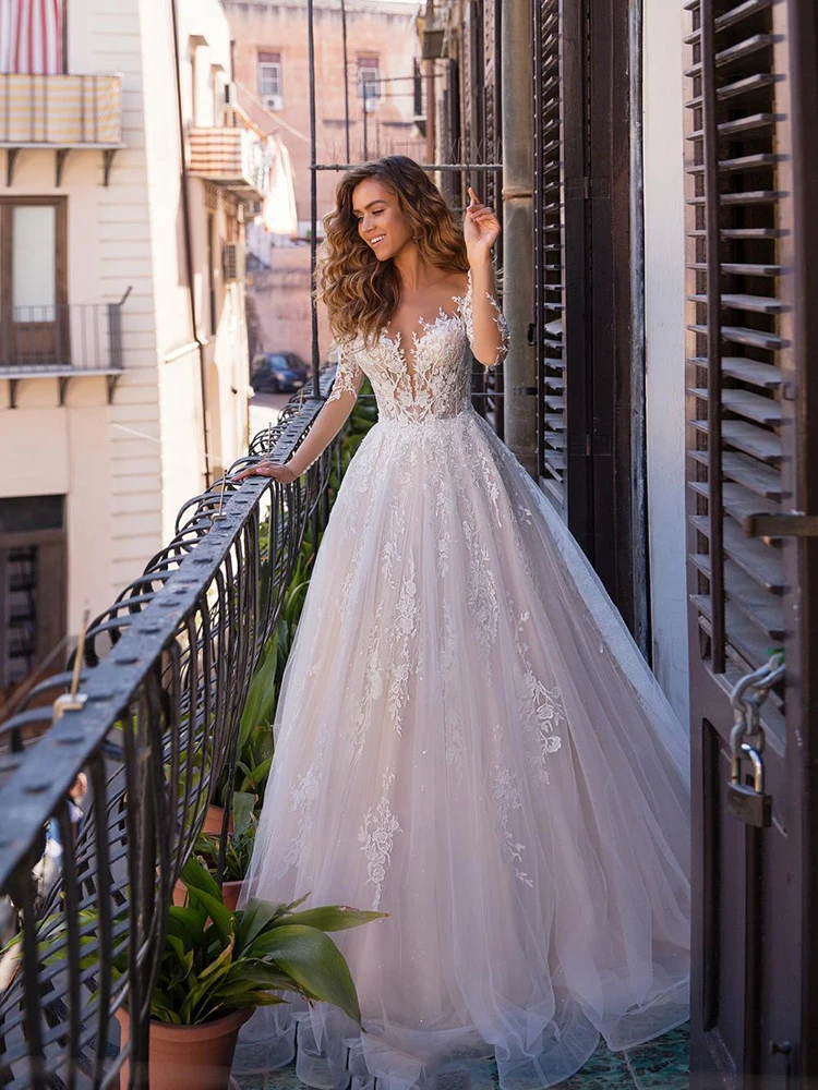 

MNGRL Simple Retro V-neck Long Sleeve Wedding Dress White Lace 3D Flower Wedding Gown Backless Tail Plus Size Bridal Dresses