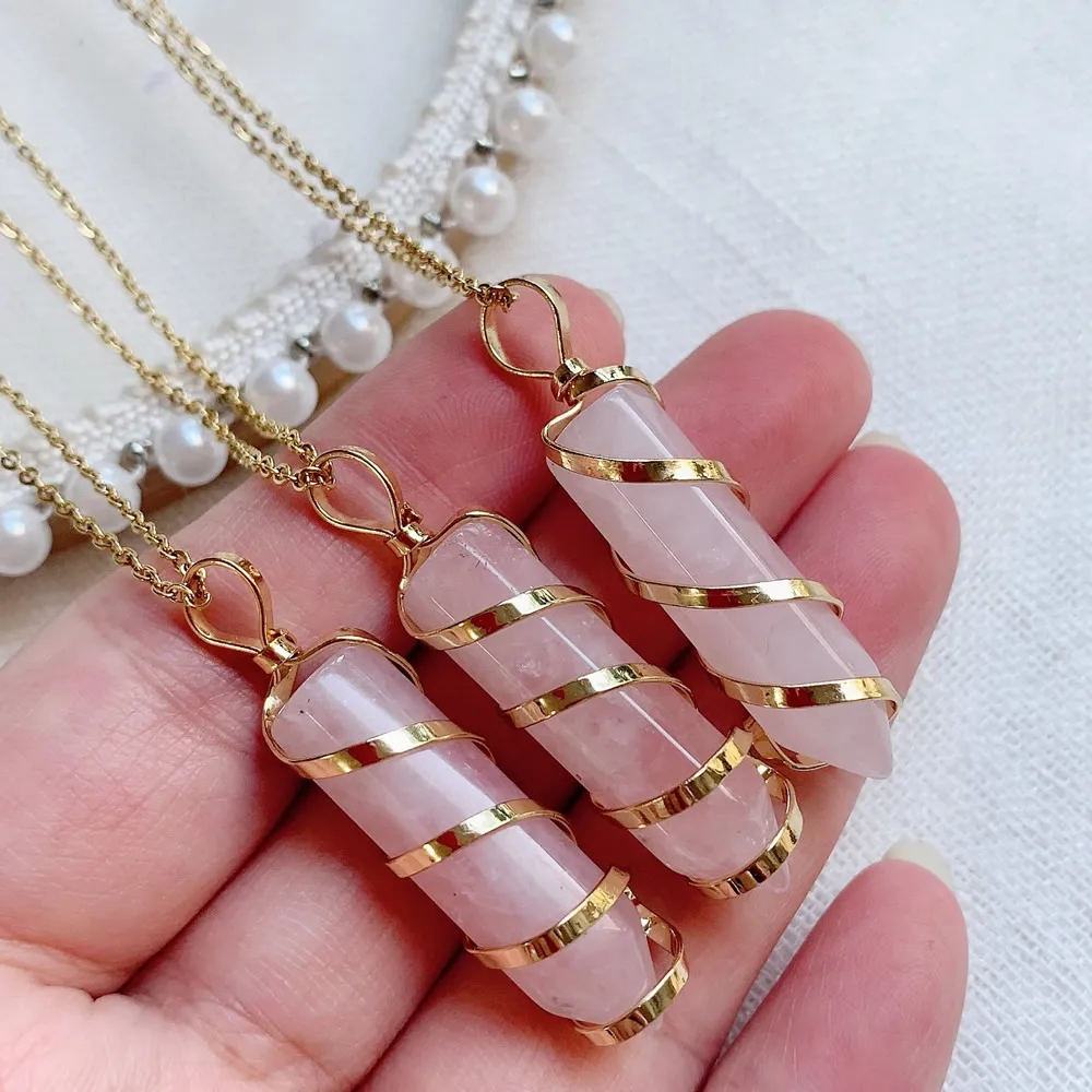 

Женская подвеска с позолоченными элементами, шестигранная, заостренная, искусственная кварцевая подвеска с розовым камнем