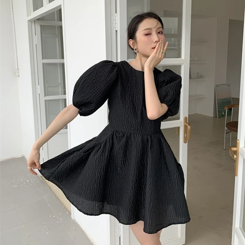 

Korejepo Women Dress 2021 Summer New Korean Chic Retro Fashion Solid Color Temperament Jacquard Printed O-neck Puff Sleeve Dress