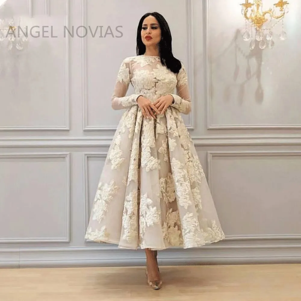 

Long Sleeves Lace Arabic Evening Dresses 2019 Elegant Middle East Abendkleider Celebrity Prom Gown