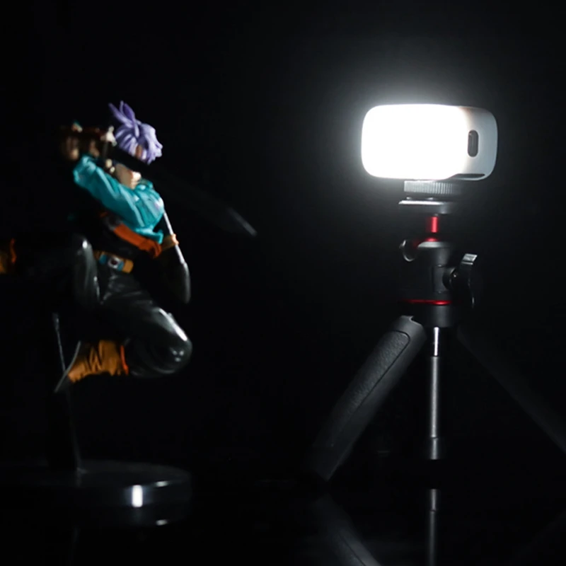 

Ulanzi 5500K Mini LED Video Fill Light Rechargeable Selfie Light Mod for Gopro 9 8 iPhone 12 Pro Max 11 X XS Max