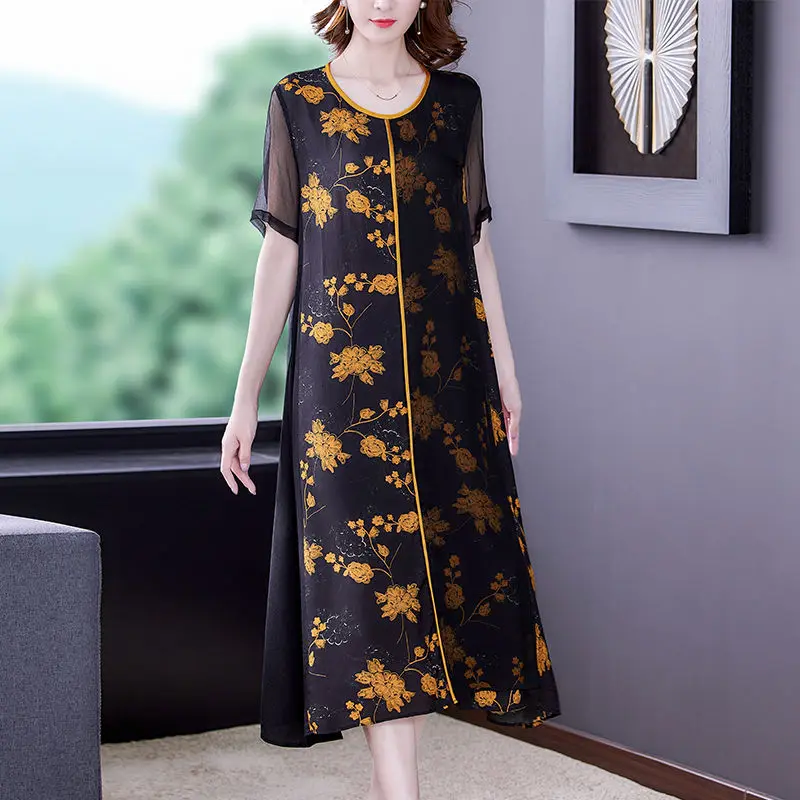 

Silk Print Dress Women's New Summer 2021 Elegant Lady Short Sleeve Stitching Loose Big Size Women's Wear