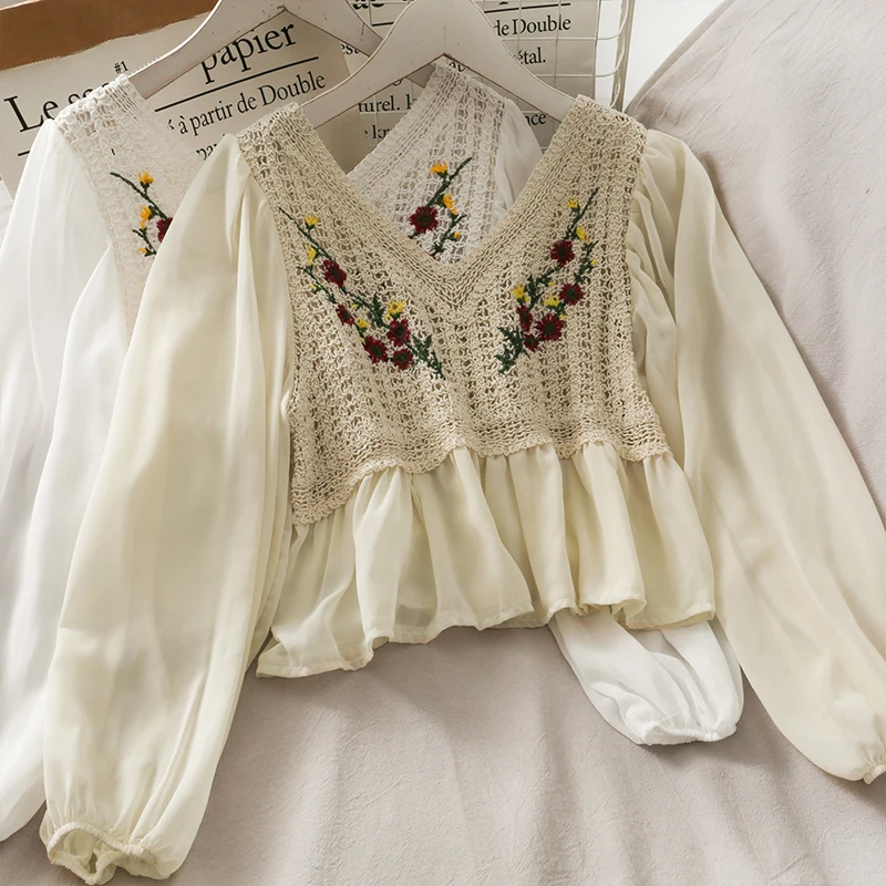 

2021 New Embroidered Color Contrast Patchwork Hollow out See-through Top Women's V-neck Bubble Long Sleeve Loose All-Match