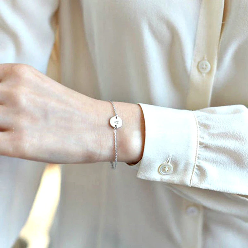 Золотистый/стальной цвет 26 алфавитов оригинальные светлые браслеты для женщин и