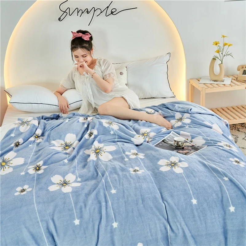 

Cartoon Blankets Mantas Cama Decke Deken Koc for Nap Beds Sofa Para Bebe Coperta Divano Throw Flannel Fluffy All Season Winter