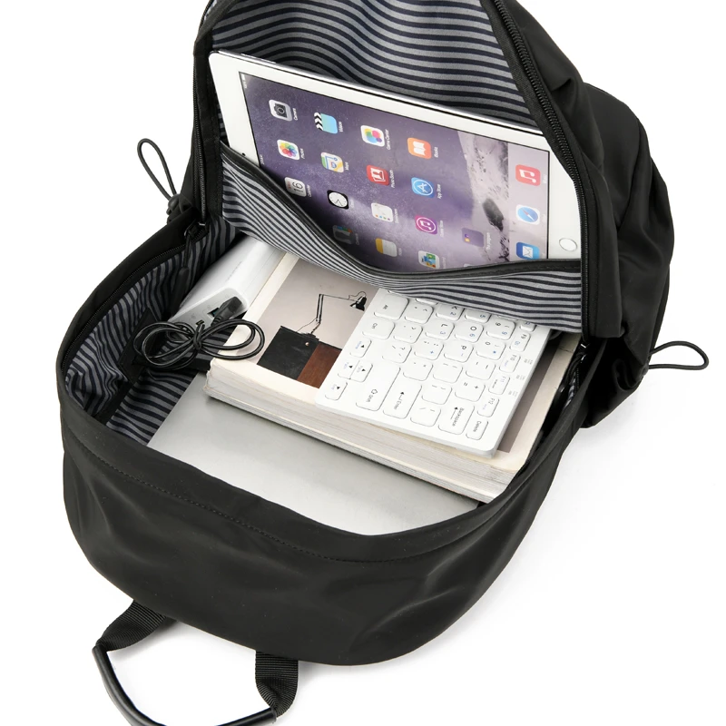 Мужской рюкзак черный новинка 2023 нейлон водонепроницаемый для улицы подростков