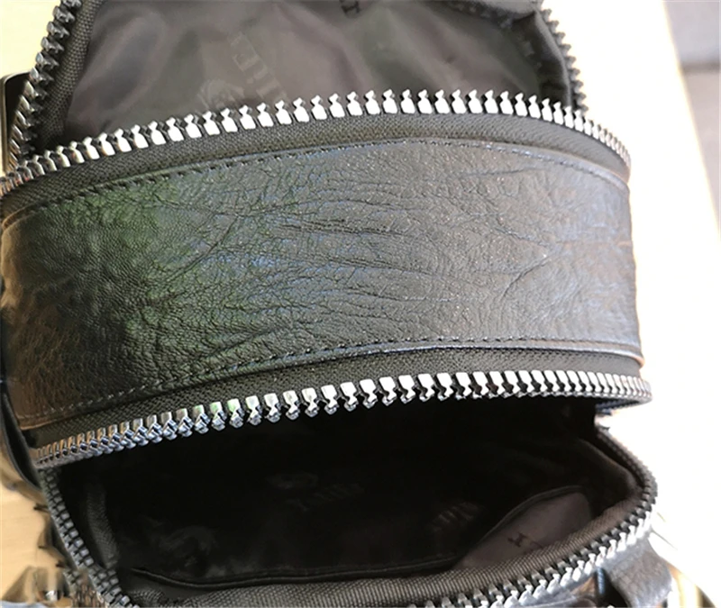 

Women Totes Shoulder Bags Luxury Crystal Red Totes Women Leather Punk Spider Handbags 2020 New Ladies Fashion Crossbody Bags