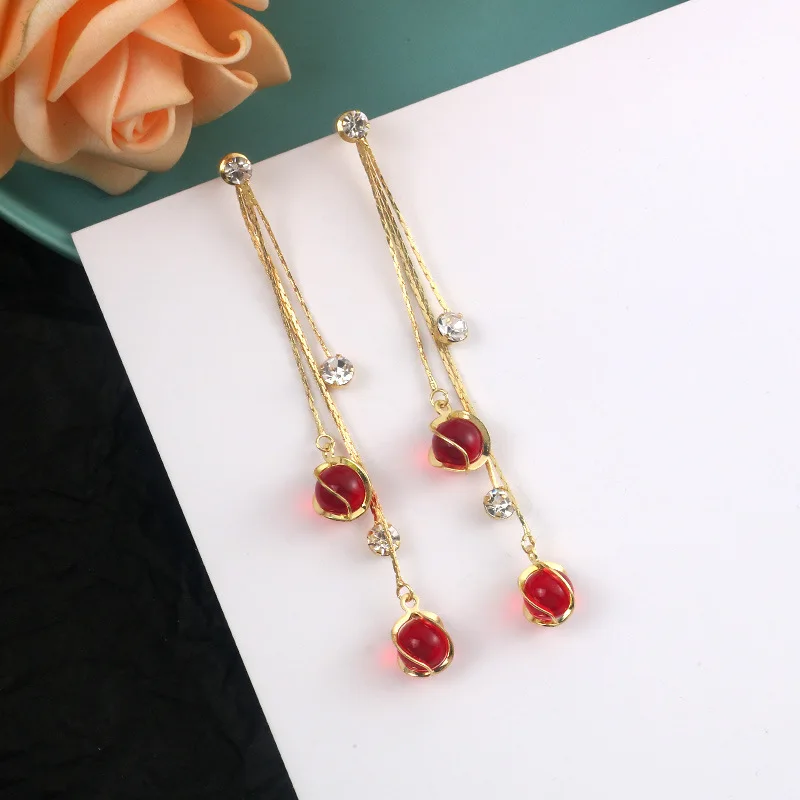 Корейская версия новых модных длинных сережек с красным опалом и кисточками