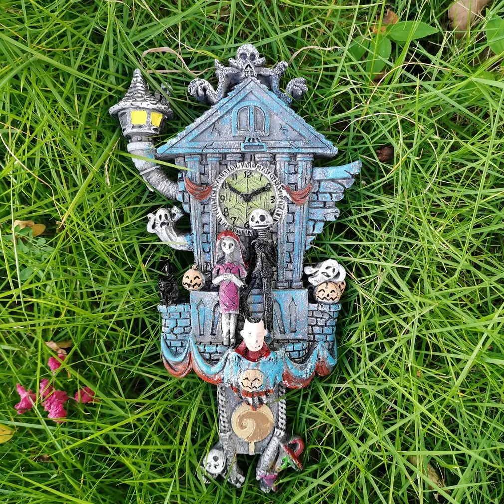

Halloween Decorative Clock Pendant Cartoon Artificial Wall Clock Resin Handicraft Pendant For Home Garden Ornaments New Year