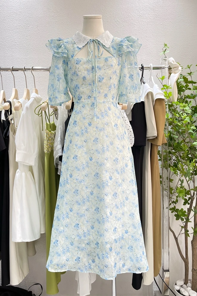 

Women Sweet Fashion Short Puff Sleeve Blue Floral Long Dress Turn-downed Collar Waist-slimming Ruffled Dress