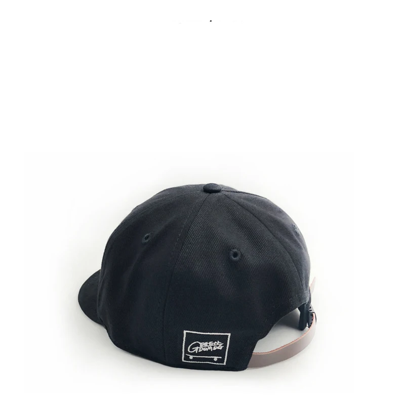 Мужская бейсболка с короткими полями в американском стиле | Аксессуары для