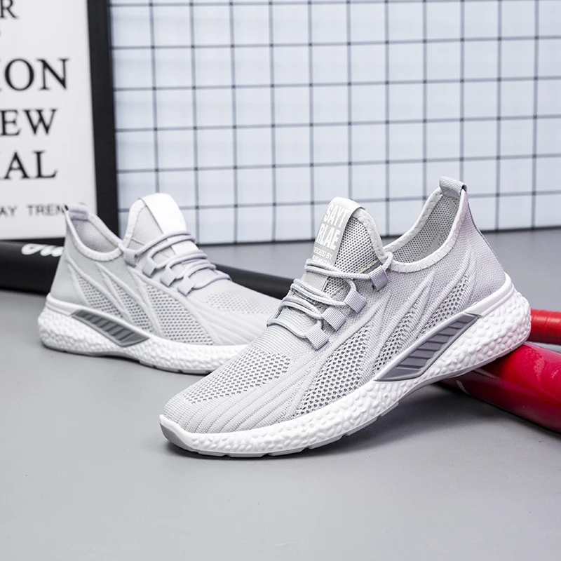 Кроссовки мужские из дышащей сетки на шнуровке |