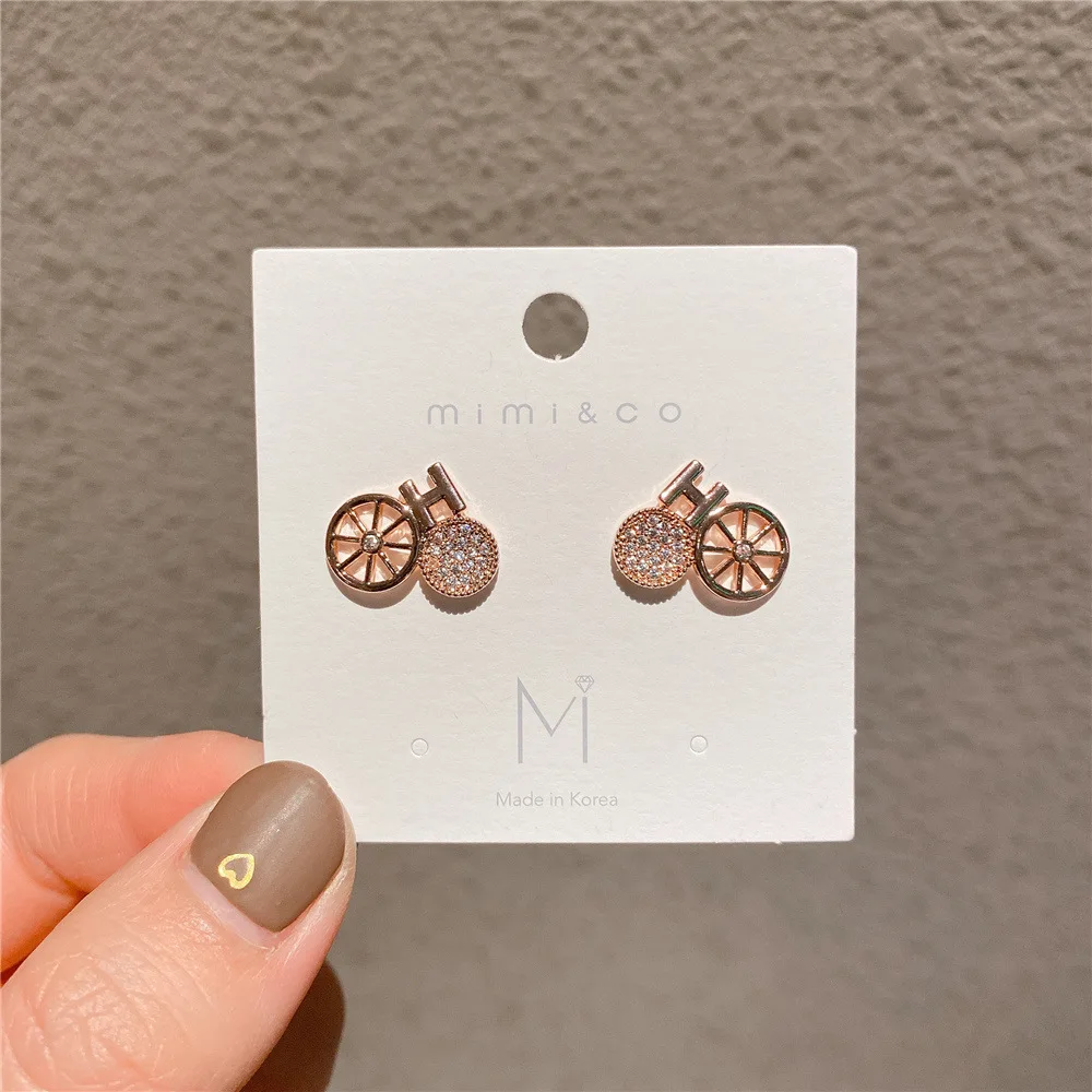 Женские серьги-гвоздики из розового золота в Корейском стиле | Украшения и