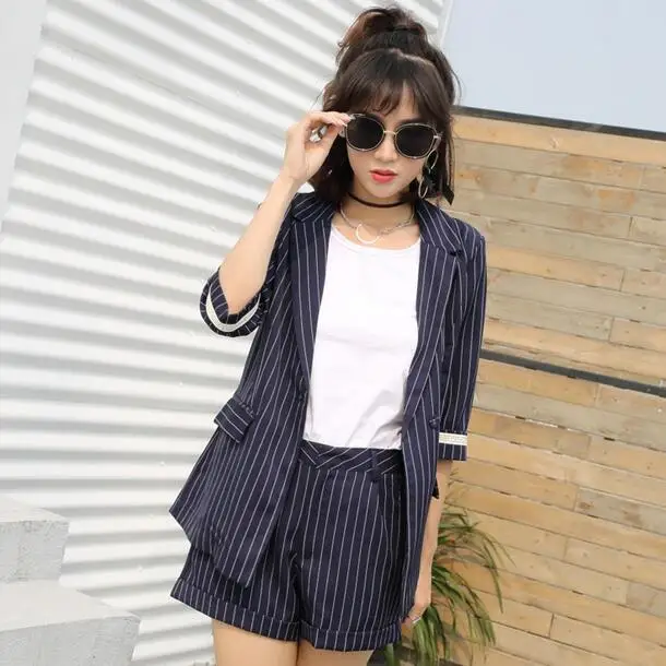 2020 офисный женский костюм в синюю полоску с короткими штанами комплект из 2
