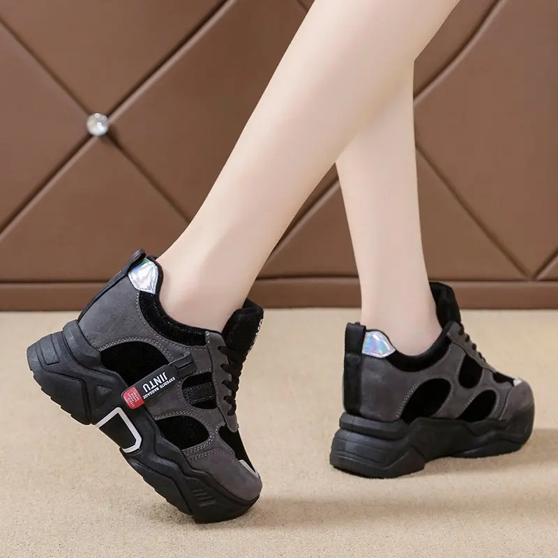 

Woman Height Increasing Vulcanize Shoes Dropshipping Women Fashion Lace Up Platform Black Casual Shoes Chunky Sneakers Autumn