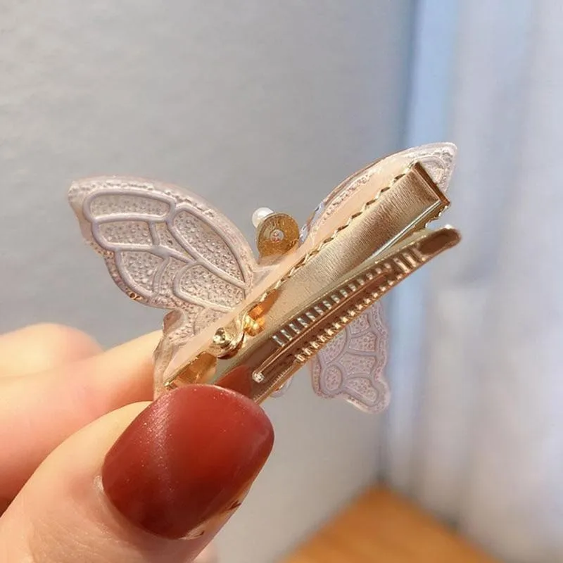 

1pc Colorful Butterfly Hair Clip New Korean Retro Cute Hairpins Women Butterfly Barrette Side Clips Headwear Bangs Accessor V6N4