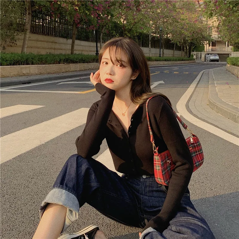 Женский вязаный кардиган на пуговицах милый Укороченный в Корейском стиле