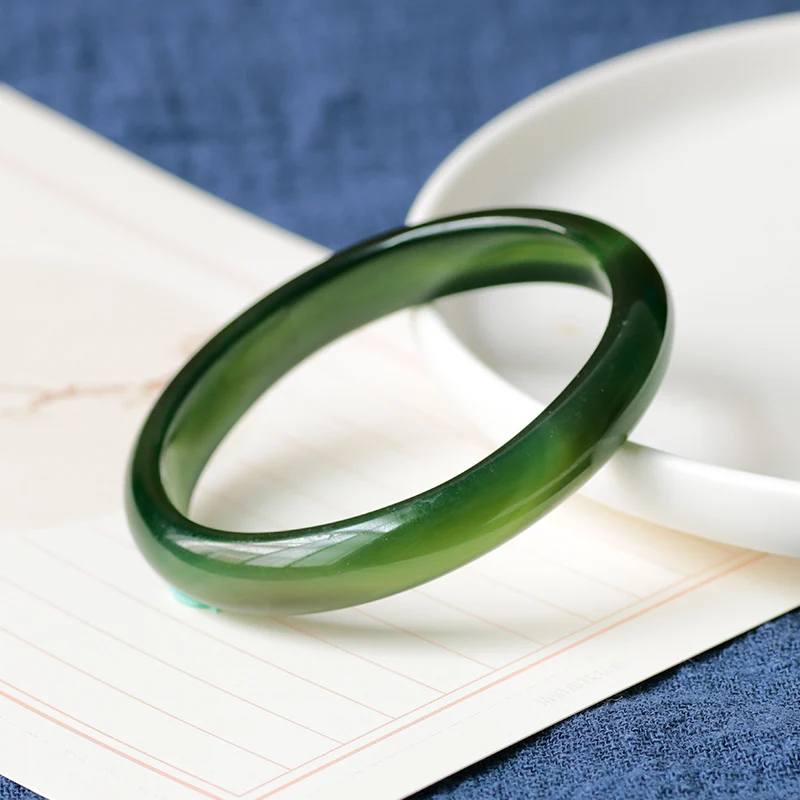 

TT Highest-Ranking Imperial Concubine Bracelet One Thing One Picture Natural Agate Chalcedony Bracelet Emerald Green Light Dark