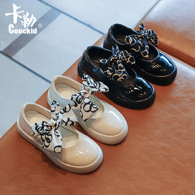 Zapatos de princesa con lazo y lunares para ni&ntilde;as, zapatillas informales planas de suela suave, a la moda, para oto&ntilde;o, 2022-2